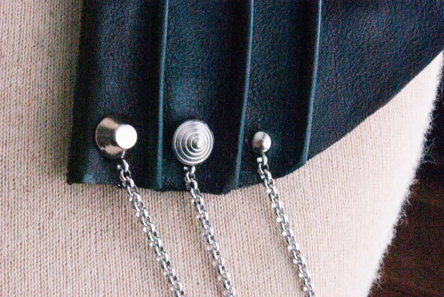 Shoulder Accessory 'Guarded'