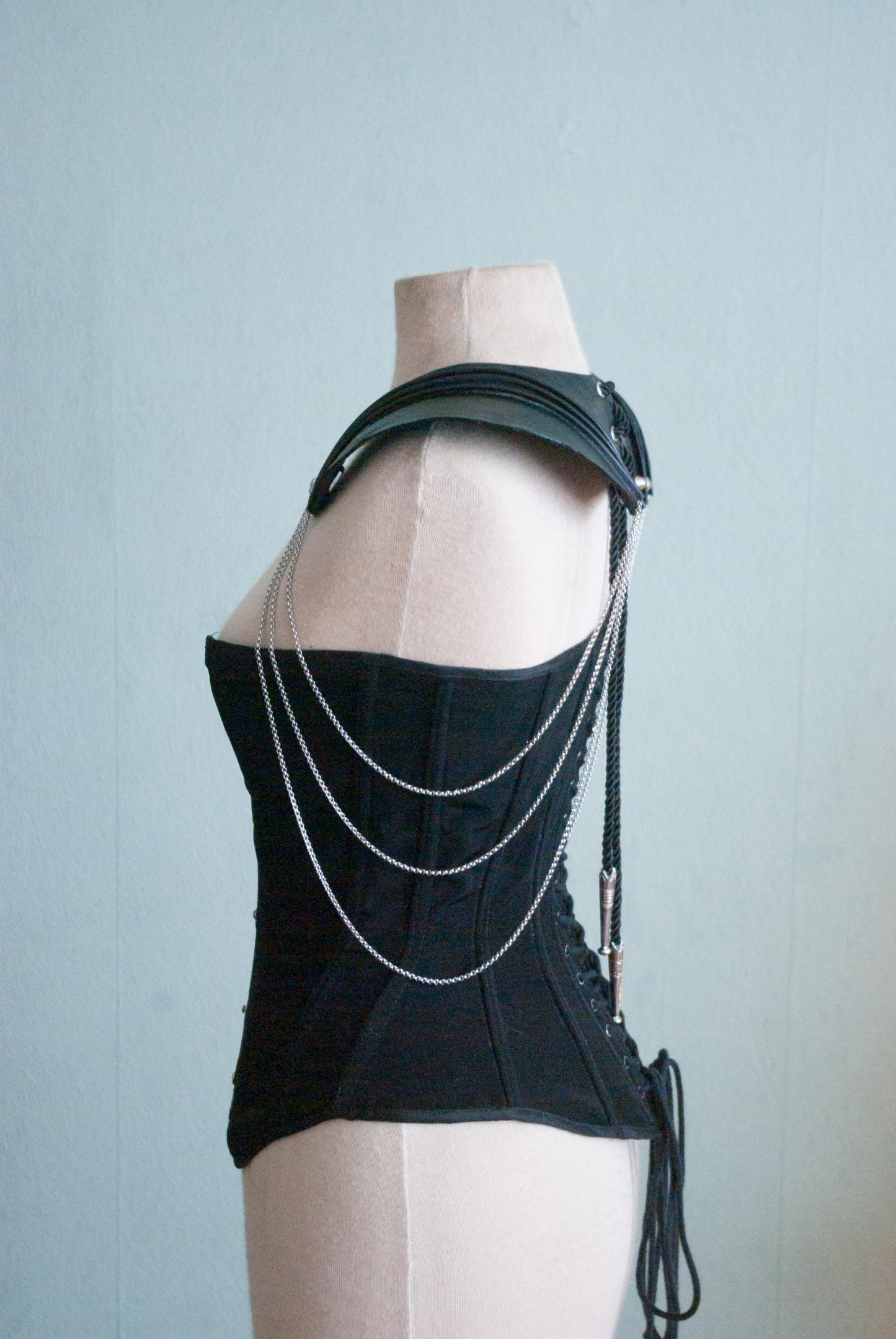 Shoulder Accessory 'Guarded'
