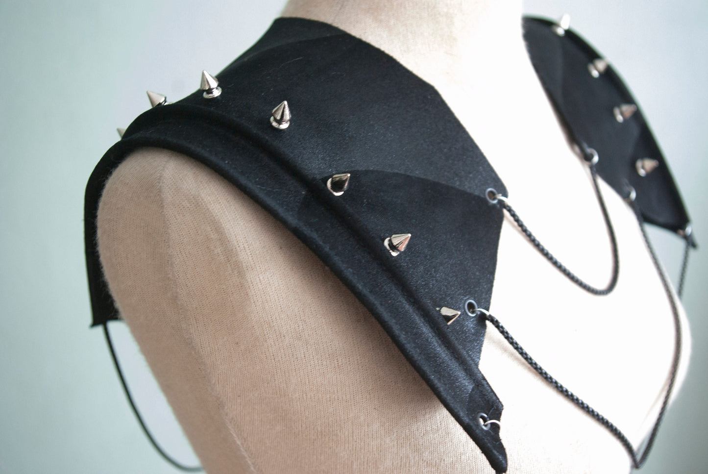 Accessory with Spikes & Chains